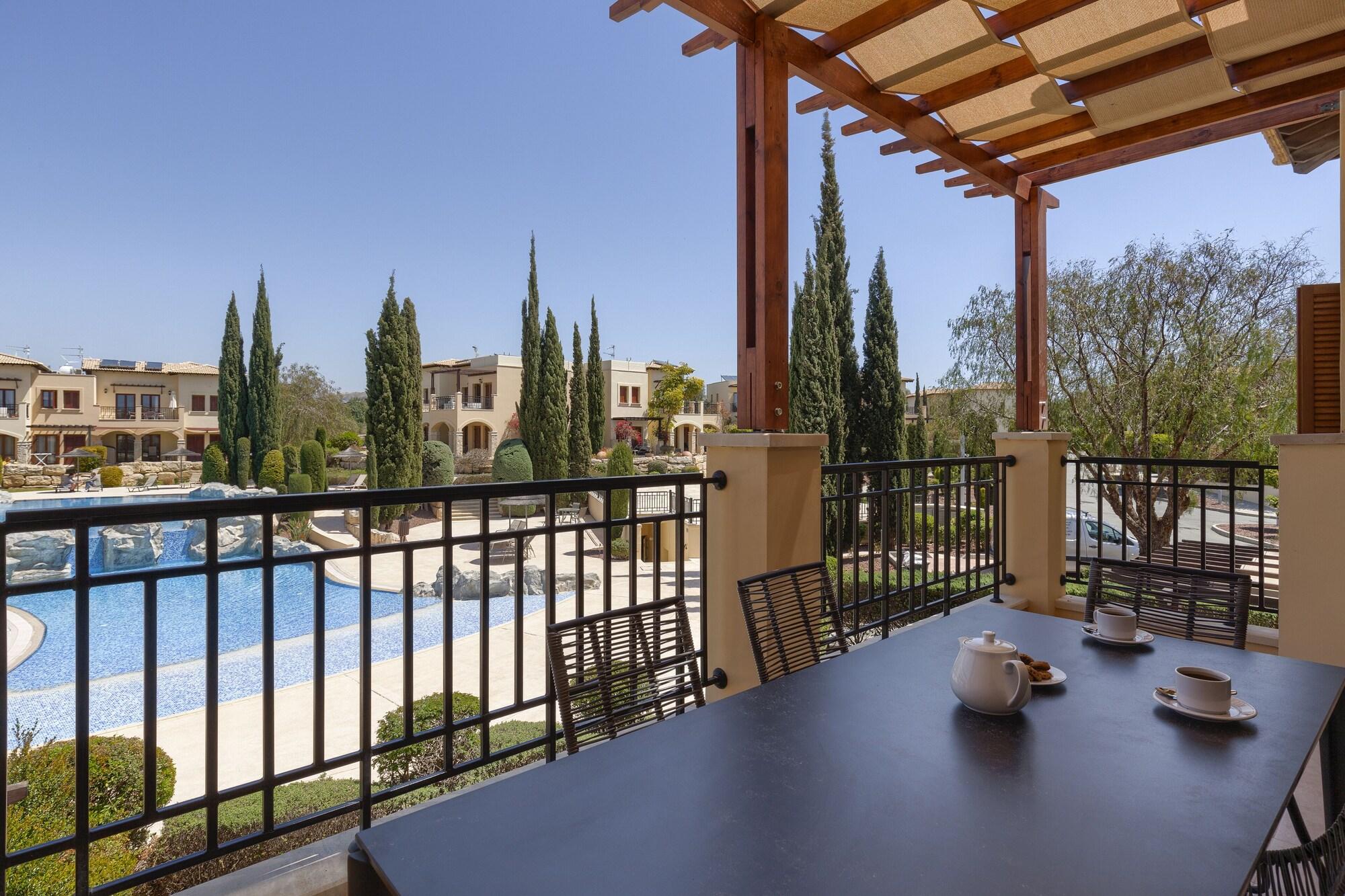 Aphrodite Hills Holiday Residences エクステリア 写真