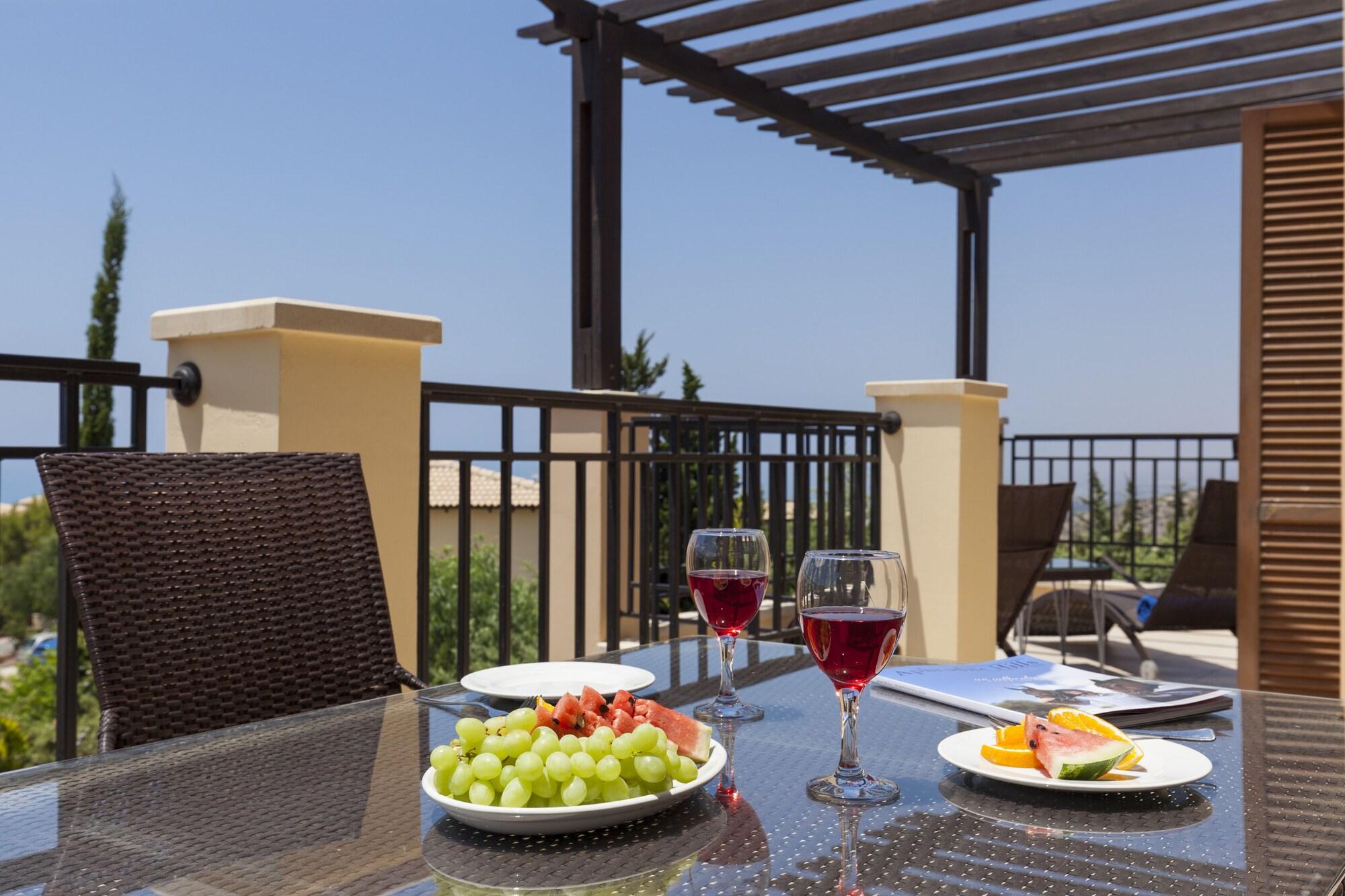 Aphrodite Hills Holiday Residences エクステリア 写真